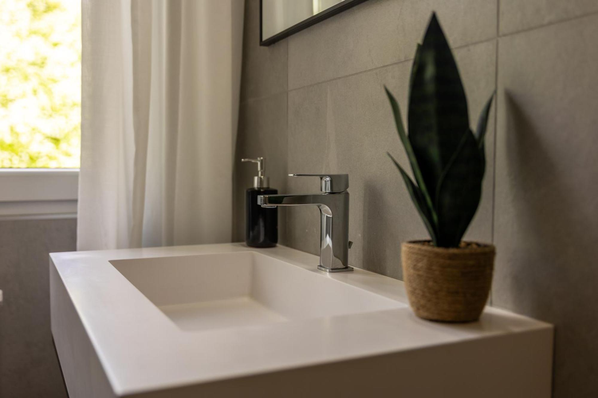 Lavarell - Exclusive Apartment Комо Экстерьер фото